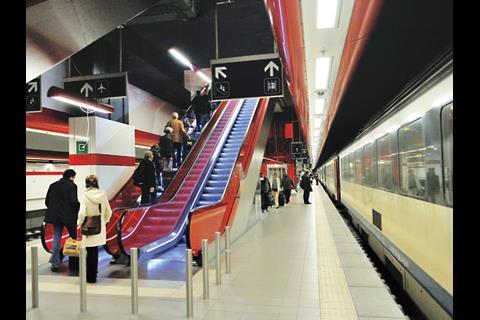 The Northern Diabolo rail link serves Brussels airport.